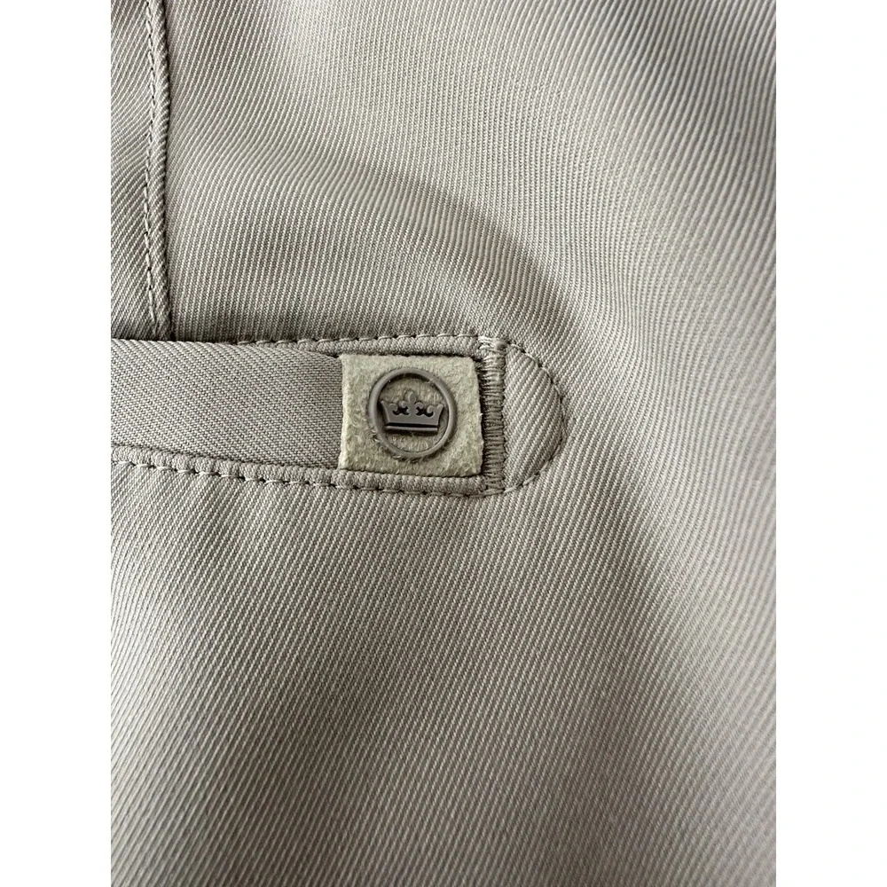 Peter Millar‎ Shorts Mens Size 40 Beige Crown Logo Golf Casual Stretch Outdoor